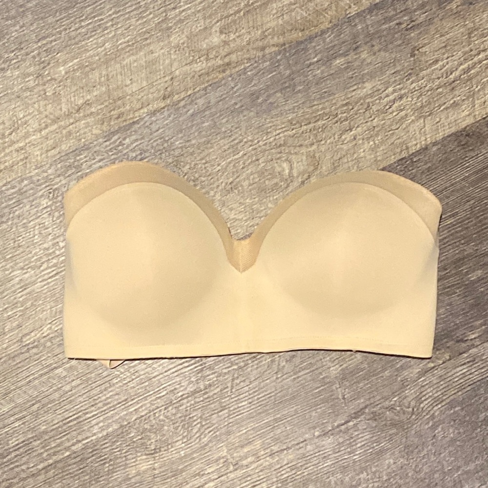NWOT Lively Strapless bra in Beige